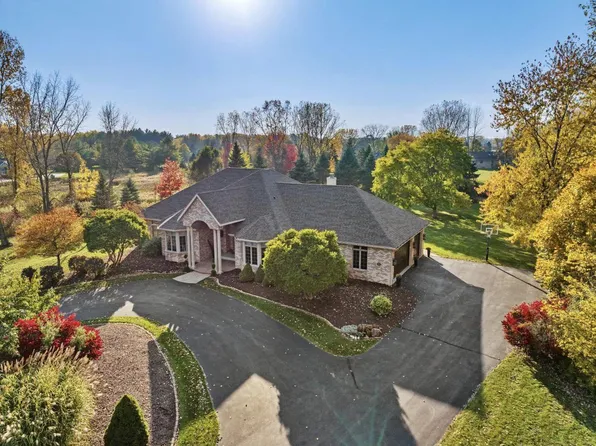 5028 Baronwood WAY, Sheboygan, WI 53083