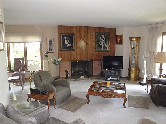 5th image of 803 Brown Hills Ct