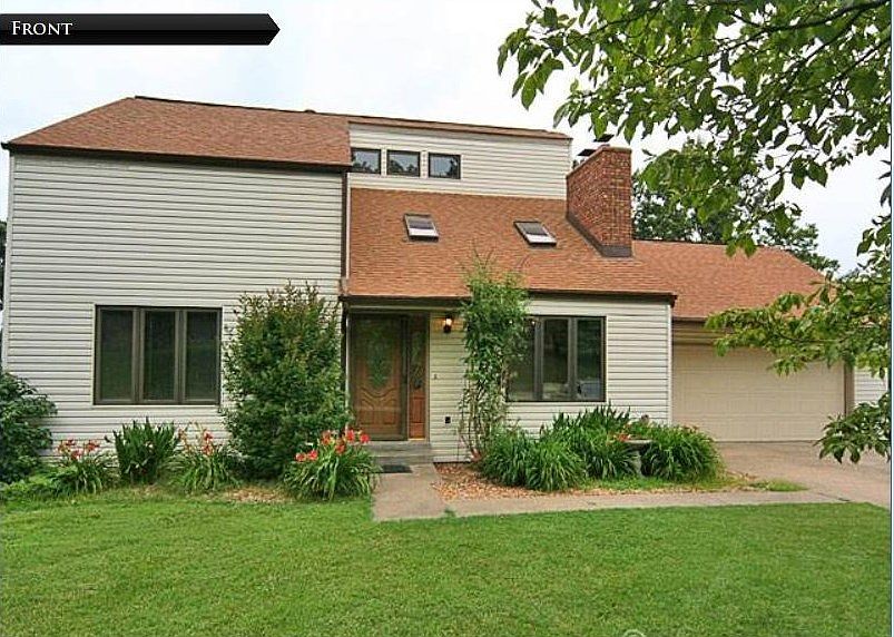 1st image of 1015 S Shawnee Blvd