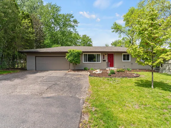 3665 Ensign Ave N, New Hope, MN 55427