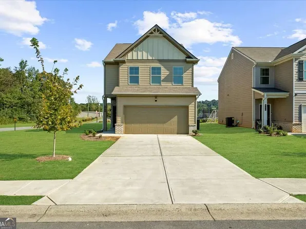 300 Harrison Dr, Calhoun, GA 30701