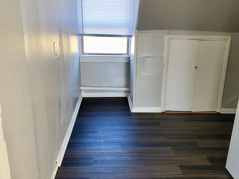 2860 Harrison Ave — Photo 25