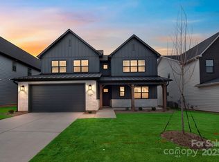 147 Windy Dell Dr, Tega Cay, SC 29708