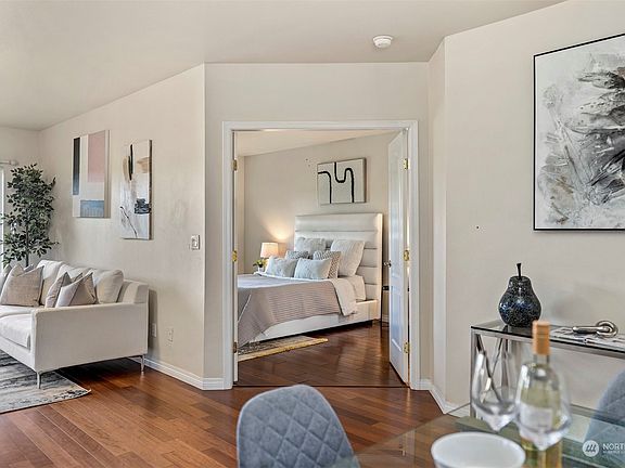 5th image of 12439 NE Totem Lake Way #103