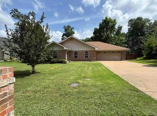 126 E Hoyt Dr, Longview, TX 75601