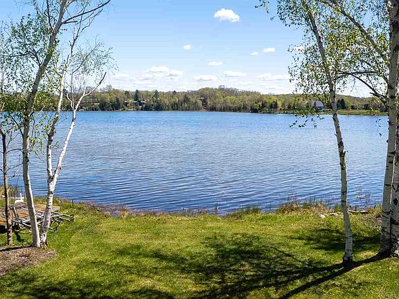 3rd image of 8080 Susan Shores Dr