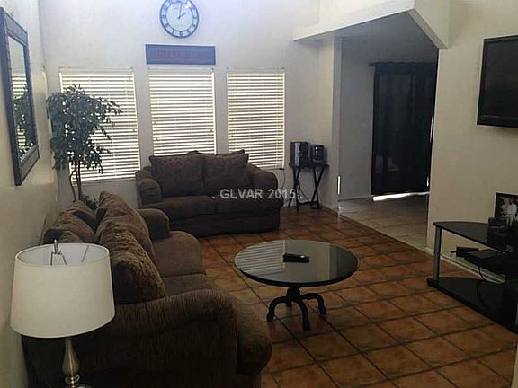3rd image of 4171 Dobson Dr.