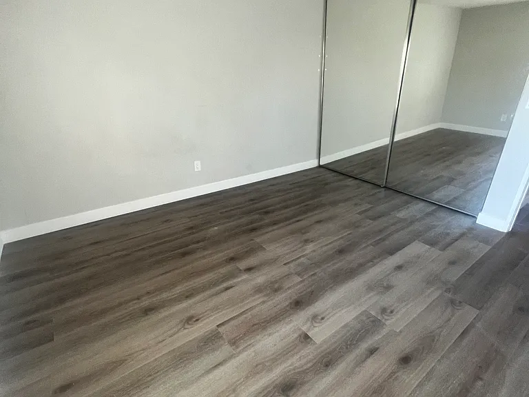 5585 E Pacific Coast Hwy #101 — Photo 8