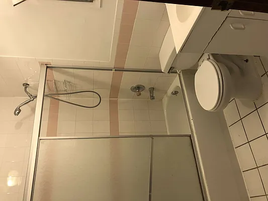 Rented by 18 REALTY | media 29