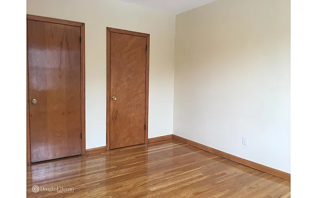 Rented by Douglas Elliman | media 4