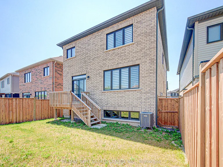 407 Dolman St — Photo 36