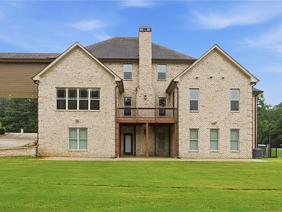 5th image of 31 Roseberry Dr