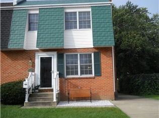1114 Gray Ct, New Castle, DE 19720