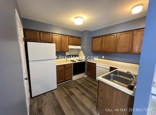 114 Main Rd S APT E, Hampden, ME 04444