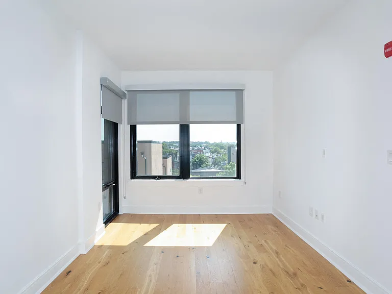 The Shaw — Photo 31