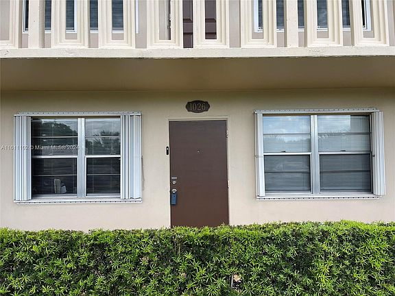 5th image of 1026 Farnham #1026-O