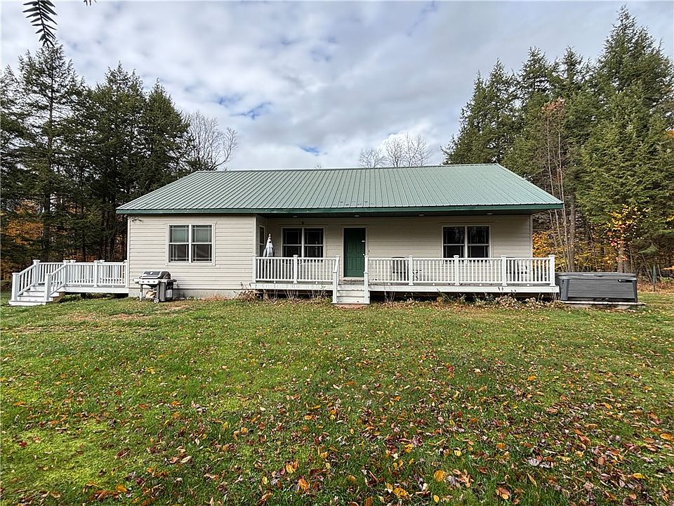 1st image of 124 Glenn Ln