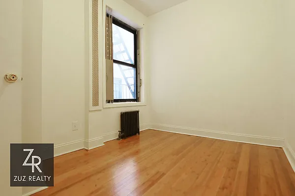 Rented by Zuz Realty | media 19