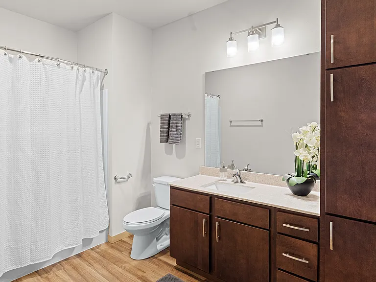 1505 Bathroom