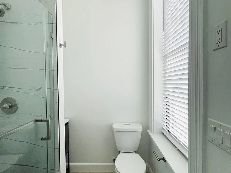 601 York St #1 — Photo 9