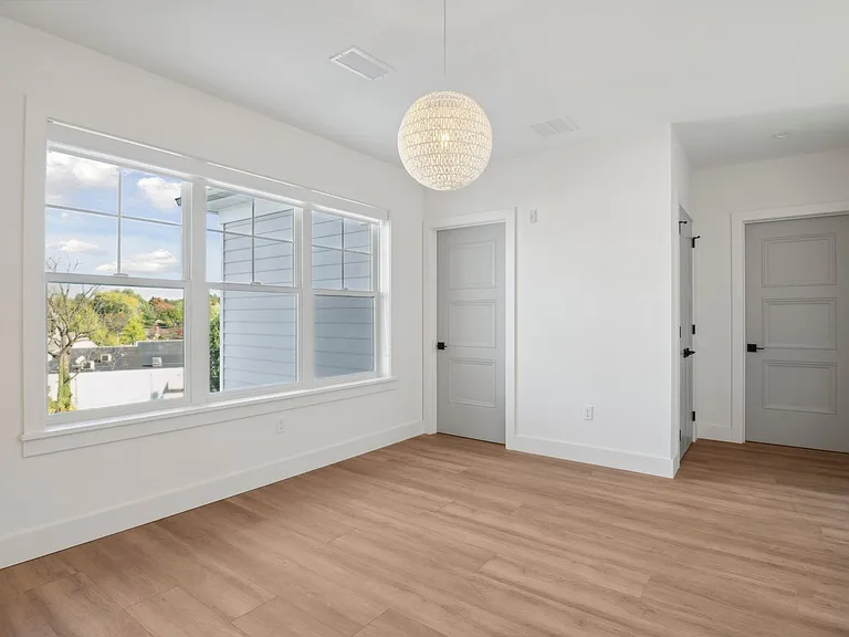 Chestnut Road Apartments — Photo 35