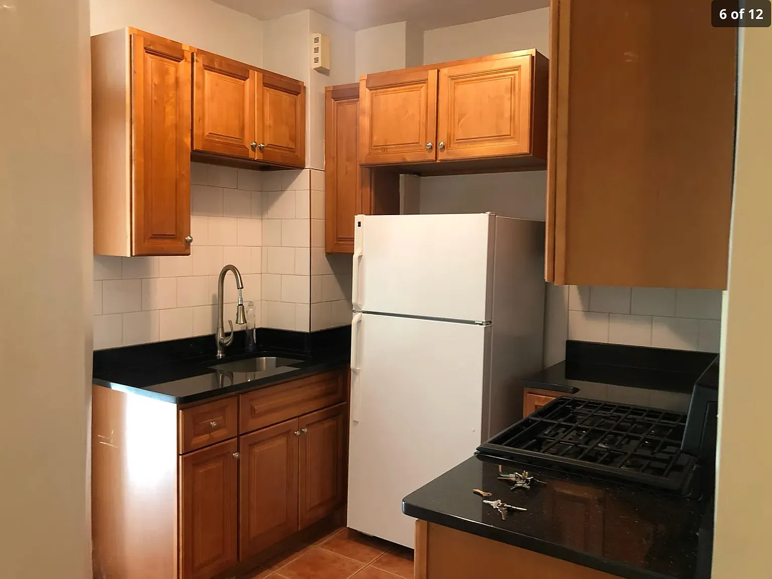 2 bed, 750 sqft, $3,400 — Photo 4