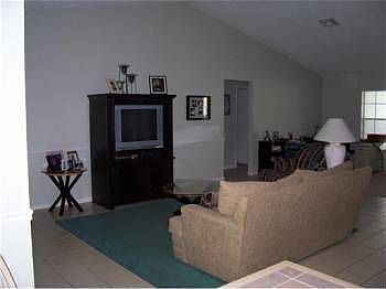 4th image of 5475 Pine Ln