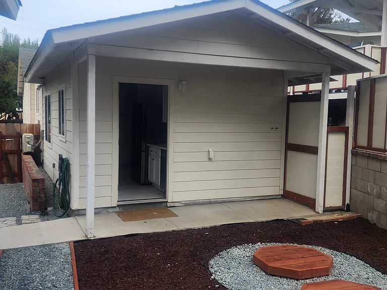 Valley Vista Rd — Photo 1