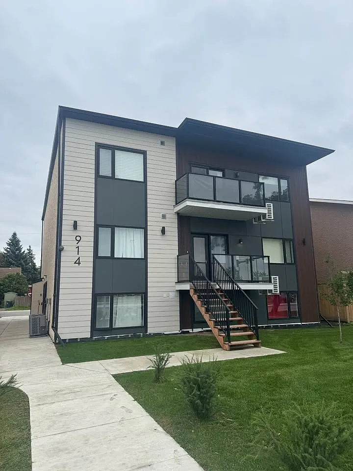 912 Jubilee Avenue — Photo 2