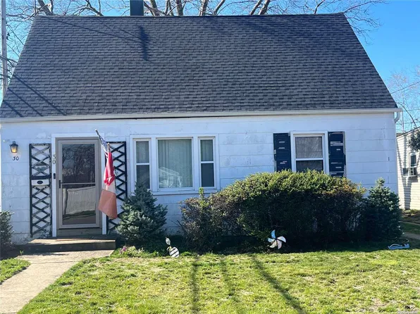 30 Jadwin Street, Valley Stream, NY 11581