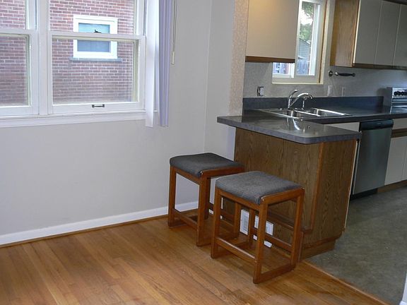 Kitchen Snack Area