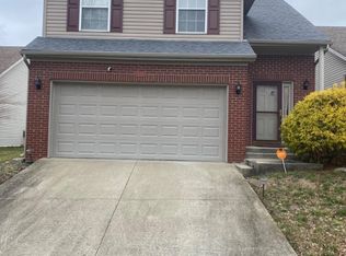 3065 Caddis Ln, Lexington, KY 40511