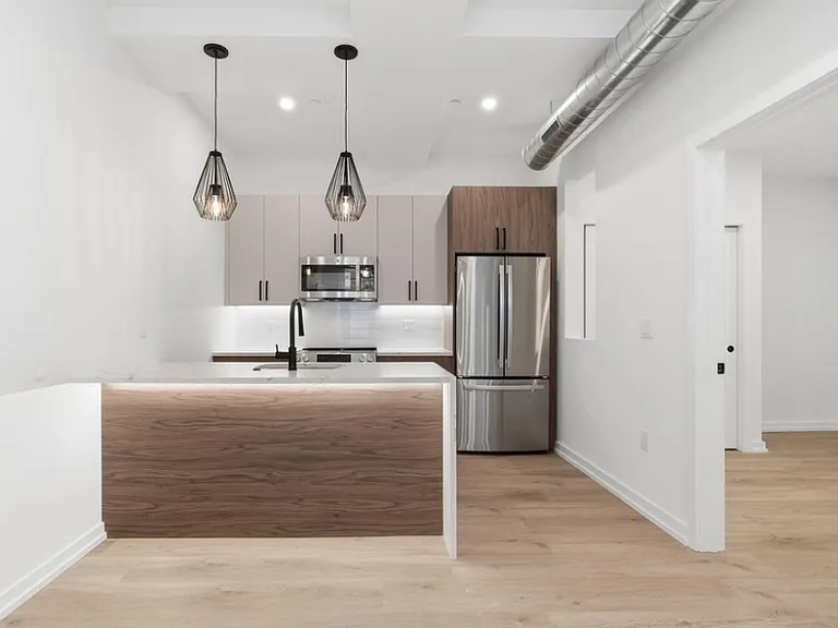 1224 Chancellor St #A — Photo 2