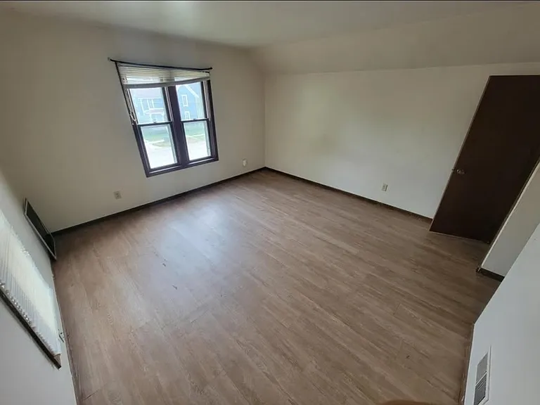 314 E Maple Ave #2 — Photo 4