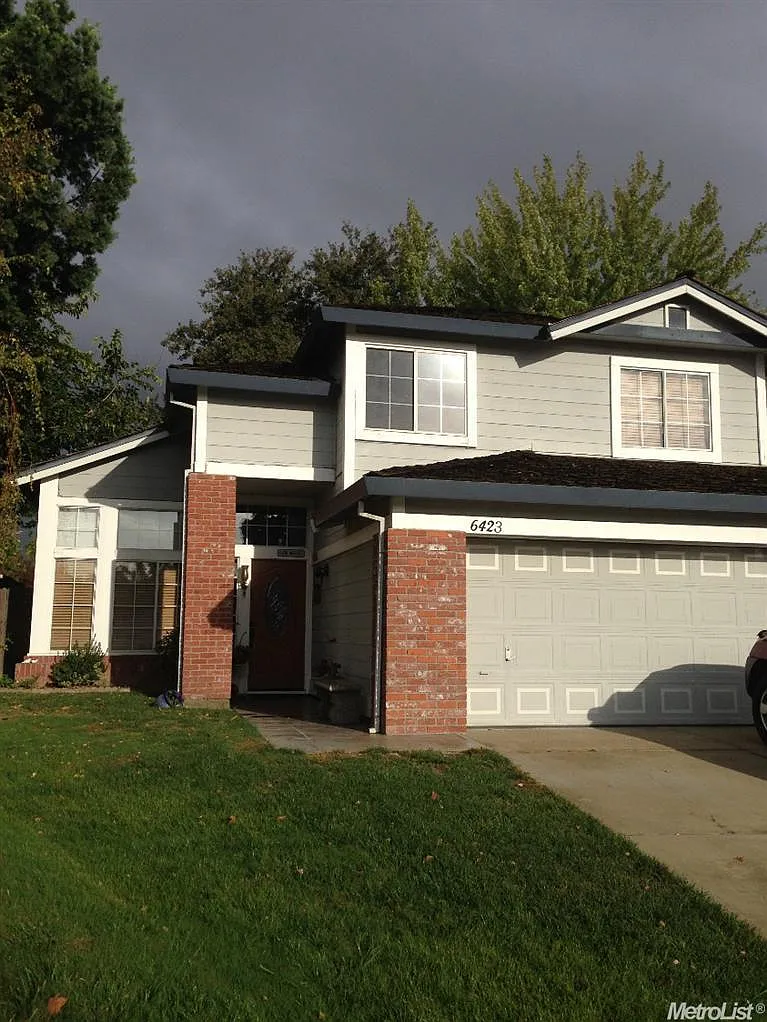 6423 Canyon Creek Way photo 1