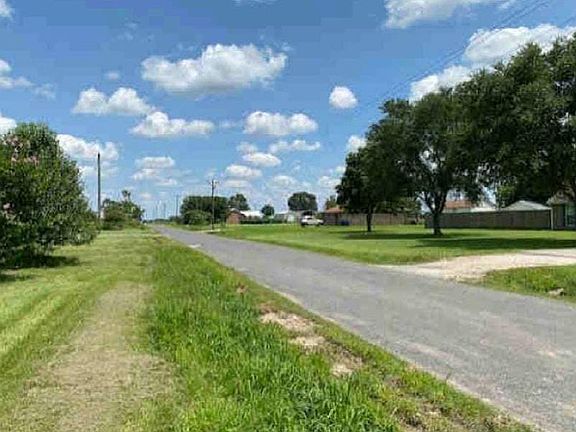 4th image of 370 Pointe Noir Rd