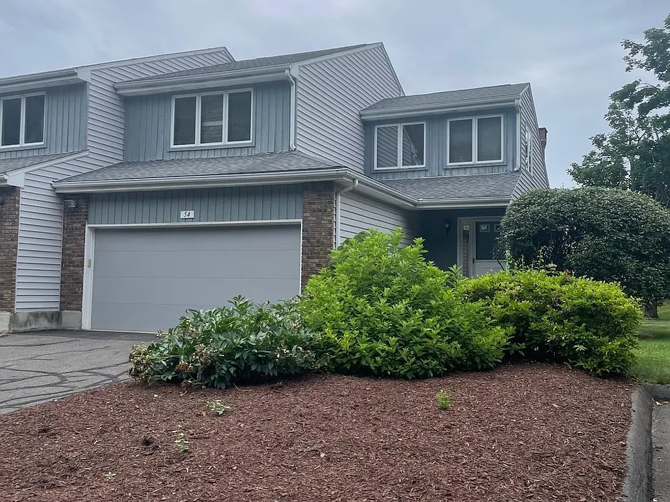 54 Ivy Ln #54