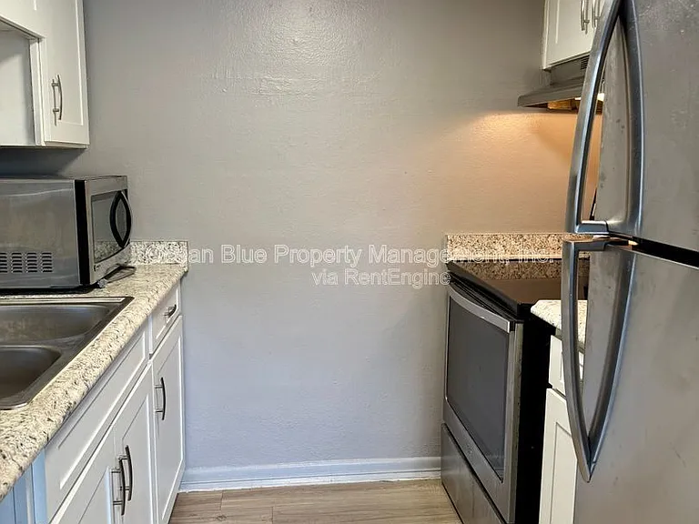 309 S Arcturas Ave #9 — Photo 4