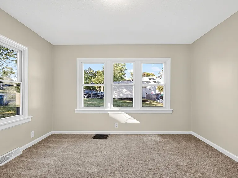 2185 Stahl Rd — Photo 8