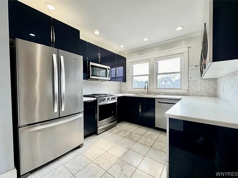 602 Bird Ave #UPPER — Photo 8