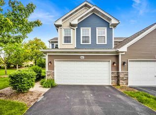 347 W Prairie Cir, Itasca, IL 60143