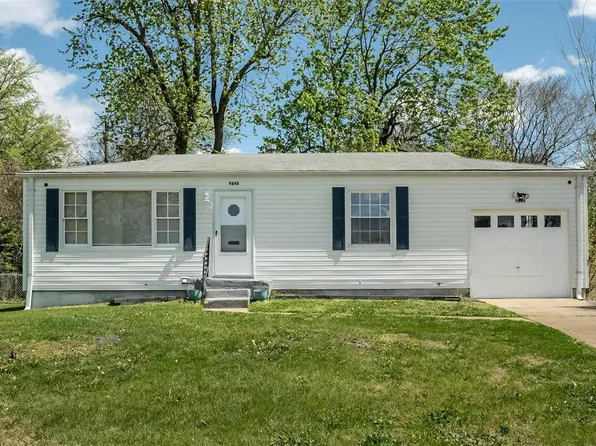 9848 Gloucester Dr, Saint Louis, MO 63137