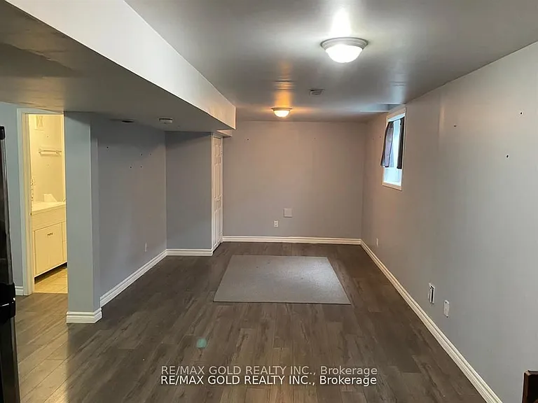 27 Middlecote Dr #BASEMENT — Photo 27
