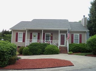 3707 Cameron Ter, High Point, NC 27265