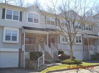 7 Primrose Ln #402, Mount Arlington, NJ 07856
