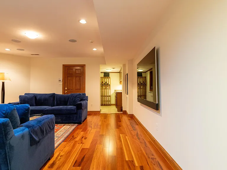 2022 Hillyer Pl NW — Photo 44