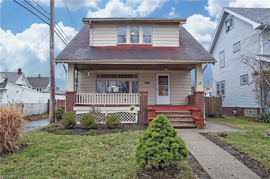 10101 Champion Ave photo 1