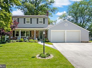 127 Sandringham Rd, Cherry Hill, NJ 08003