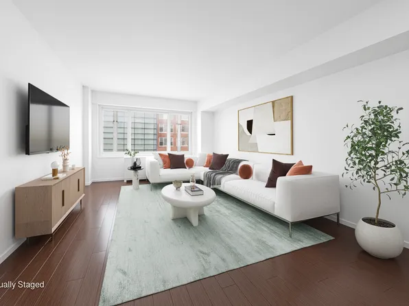 166 East 63rd Street 6J image 3 of 10