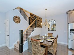 19 Stacey, Troy, NY 12180